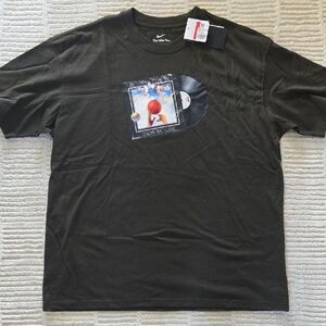 Nike Graphic Short Sleeve Men's Tee NWT